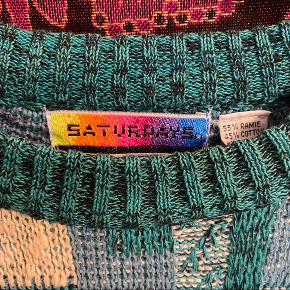 COLORFUL VINTAGE SWEATER - Picture 3 of 5